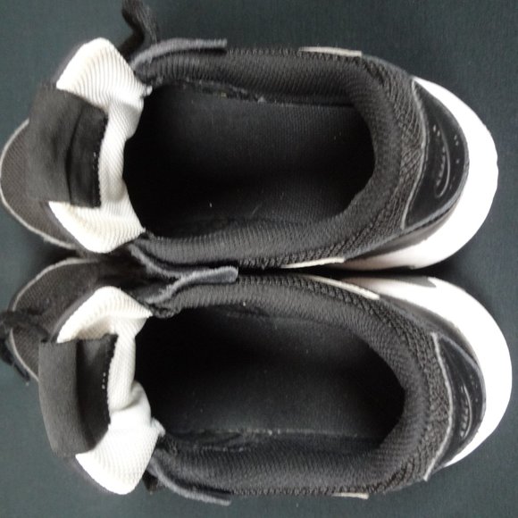 Nike Air Max Excee Kids' Sneakers BLACK GRAY YOUTH SIZE 5 5Y SNEAKERS - Picture 5 of 7